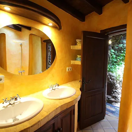 Niro - Sauna, Beheizter Pool, Billiard Tisch, Tischtennis *