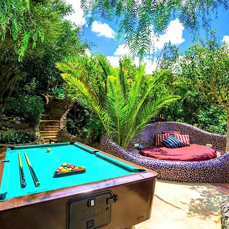 Niro - Sauna, Beheizter Pool, Billiard Tisch, Tischtennis