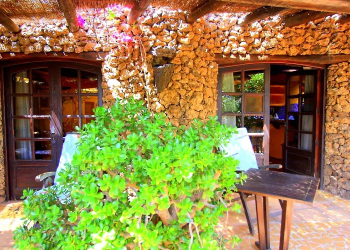 Niro - Sauna, Beheizter Pool, Billiard Tisch, Tischtennis * Tias