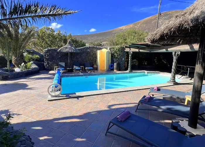 Holiday home Niro - Sauna, Beheizter Pool, Billiard Tisch, Tischtennis