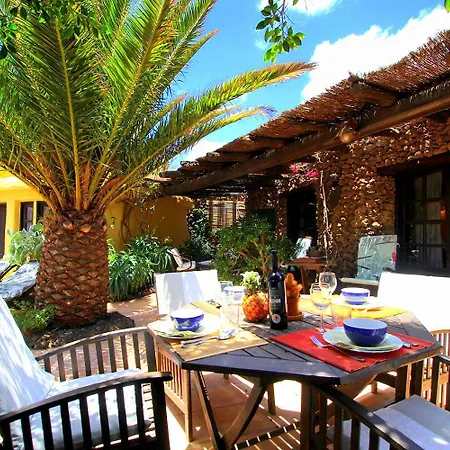 別荘 Niro - Sauna, Beheizter Pool, Billiard Tisch, Tischtennis ティアス