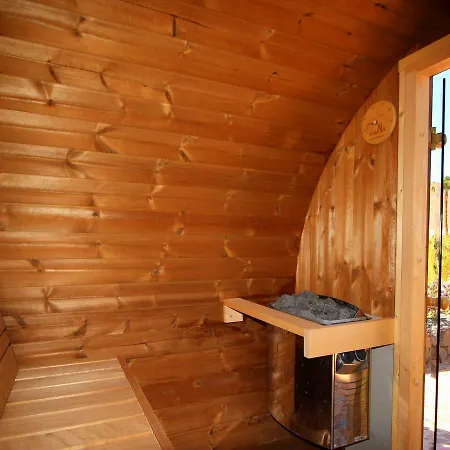 Niro - Sauna, Beheizter Pool, Billiard Tisch, Tischtennis Dom wakacyjny